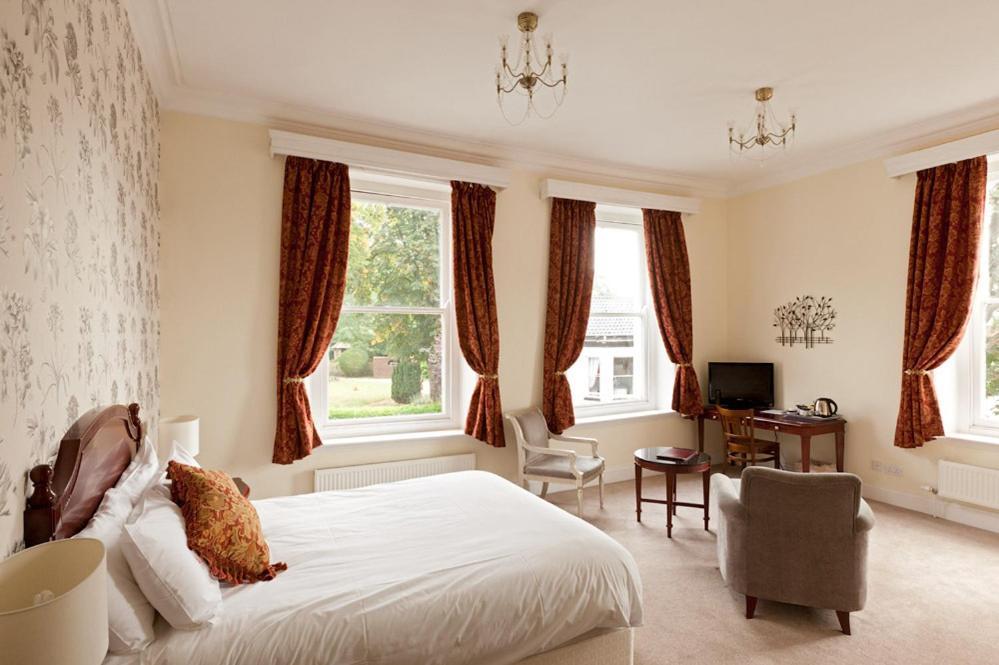 The Thomas Paine Hotel Тетфорд Екстер'єр фото