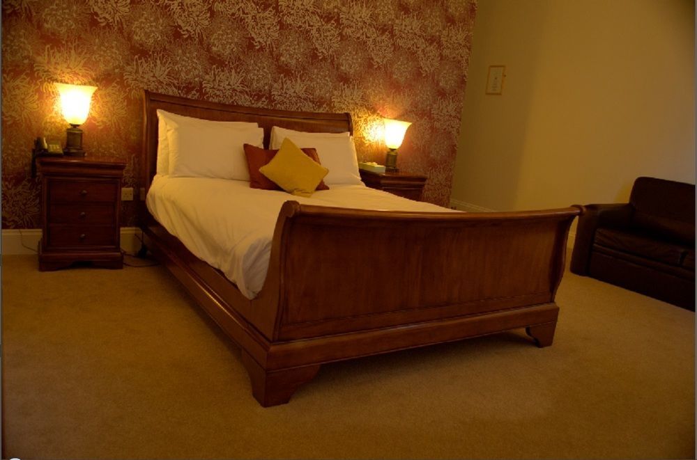 The Thomas Paine Hotel Тетфорд Екстер'єр фото