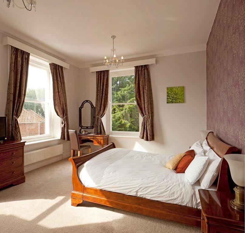 The Thomas Paine Hotel Тетфорд Екстер'єр фото