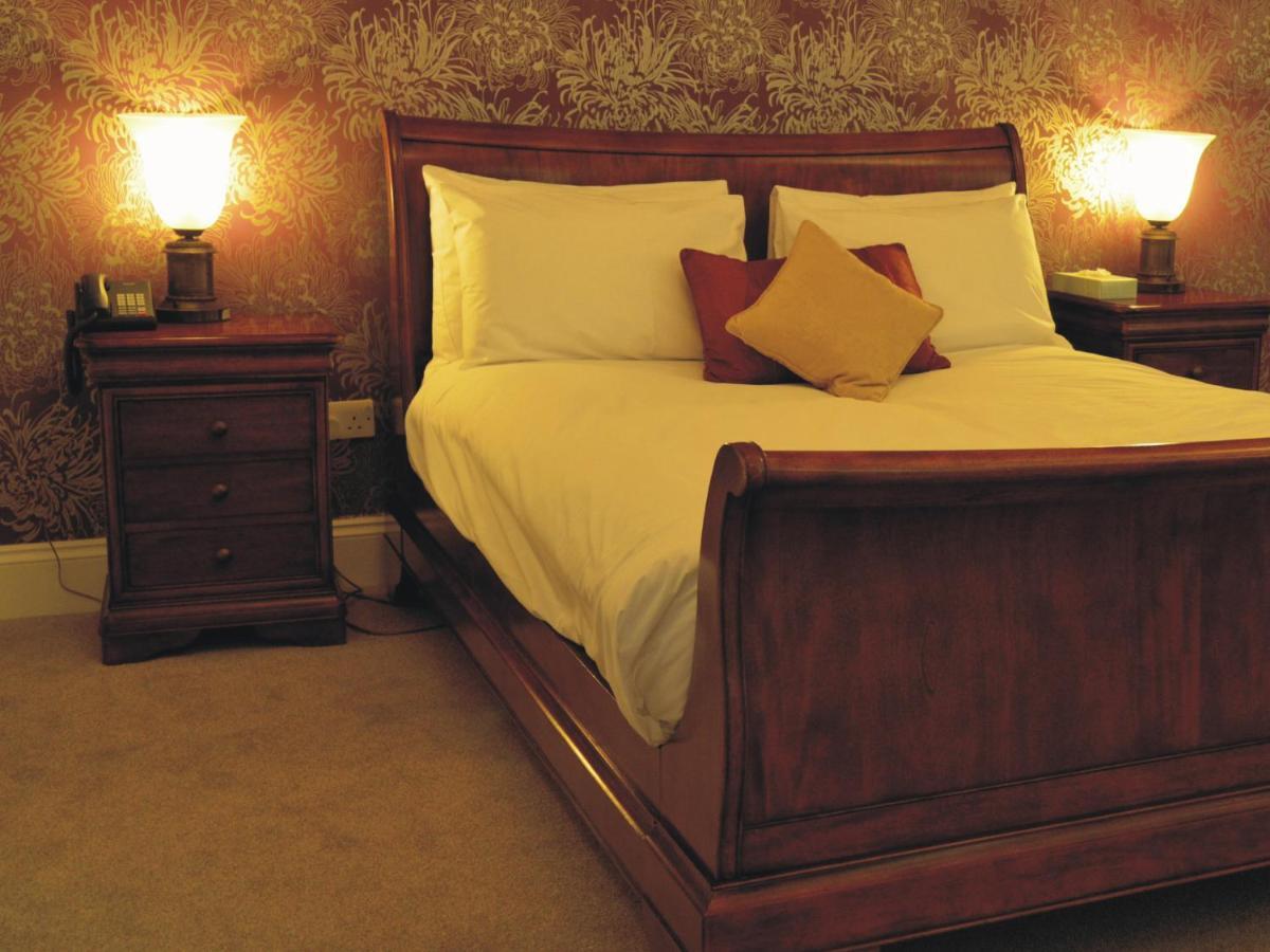The Thomas Paine Hotel Тетфорд Екстер'єр фото